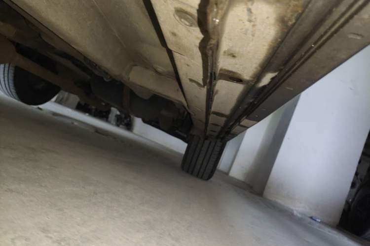 Used Zotye T600 2015 2.0T DCT Prestige Edition Chassis Front Left