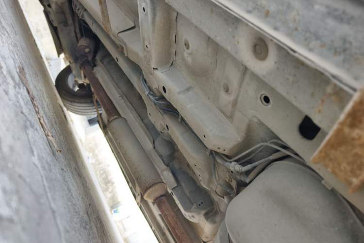 Used Zotye T600 2015 2.0T DCT Prestige Edition Chassis Rear Left