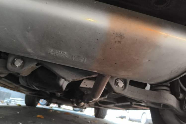 Used Zotye T600 2015 2.0T DCT Prestige Edition Chassis Rear