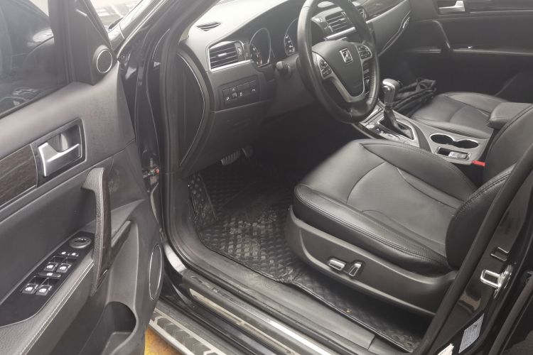 Used Zotye T600 2015 2.0T DCT Prestige Edition Driver Seat