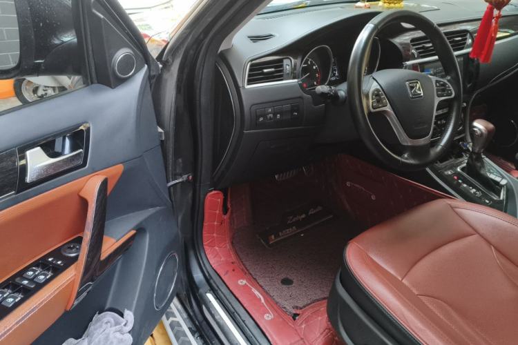 Used Zotye T600 2015 2.0T DCT Prestige Edition Driver Seat