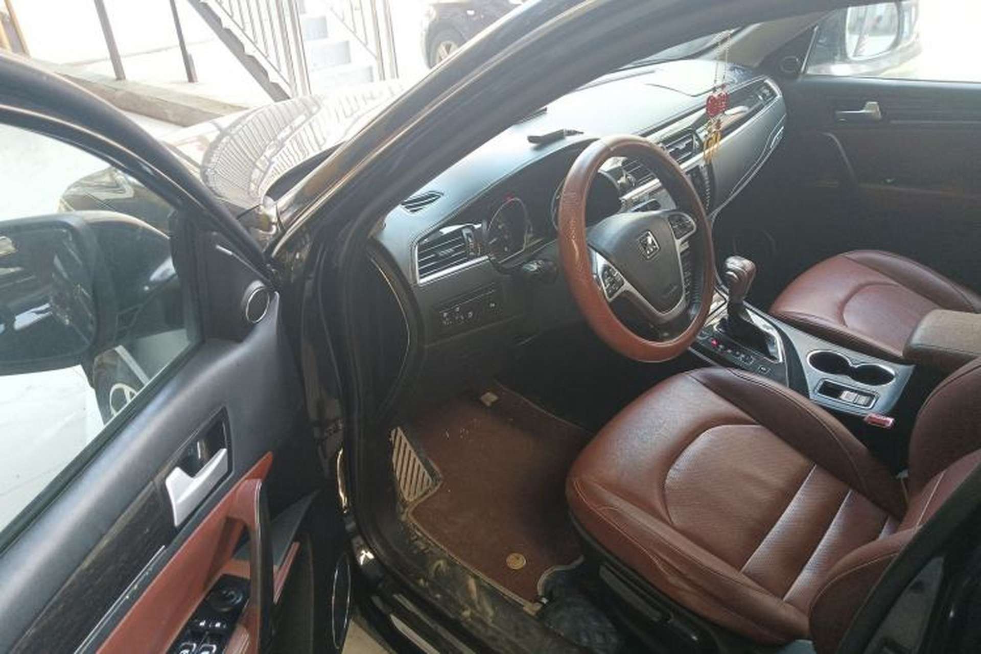Used Zotye T600 2015 2.0T DCT Luxury Version Driver Seat