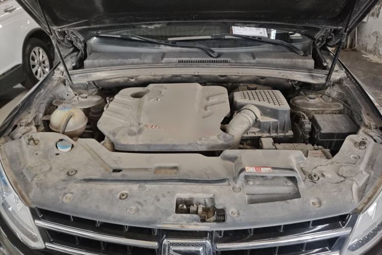 Used Zotye T600 2015 Family Edition 2.0T Manual Luxury Version Engine Bay