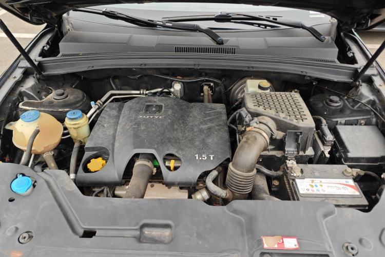 Used Zotye T600 2015 1.5T Manual Luxury Model Engine Bay