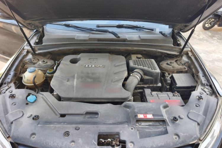 Used Zotye T600 2015 2.0T DCT Prestige Edition Engine Bay