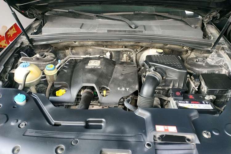 Used Zotye T600 2015 1.5T Manual Elite Model Engine Bay