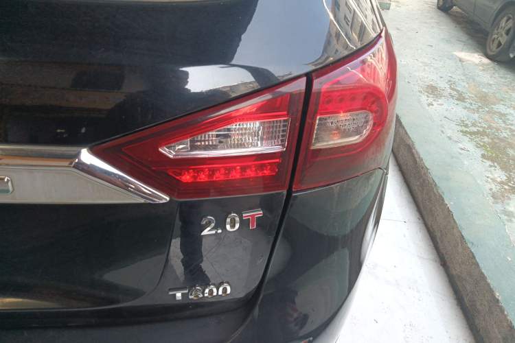 Used Zotye T600 2015 2.0T DCT Luxury Version Exterior 3