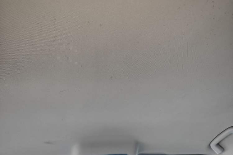 Used Zotye T600 2015 1.5T Manual Luxury Model Headliner