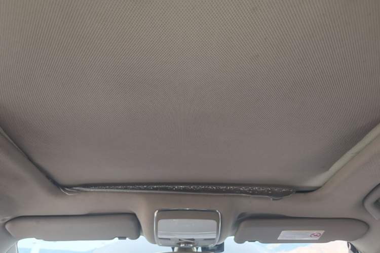 Used Zotye T600 2015 1.5T Manual Luxury Model Headliner