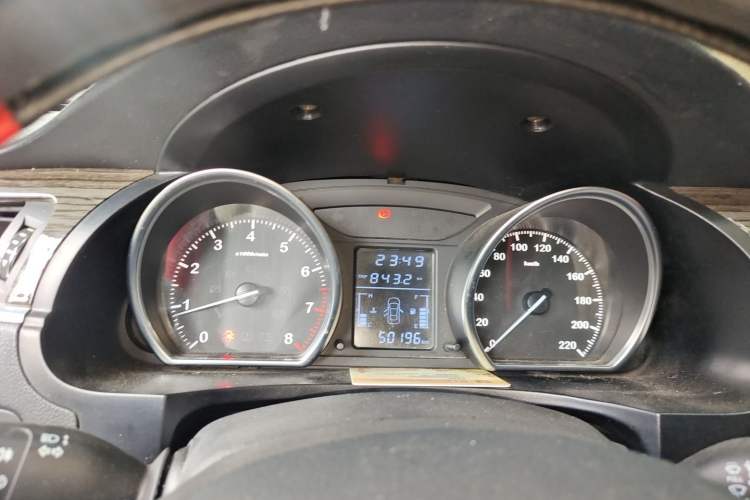Used Zotye T600 2015 1.5T Manual Luxury Model Instrument Cluster