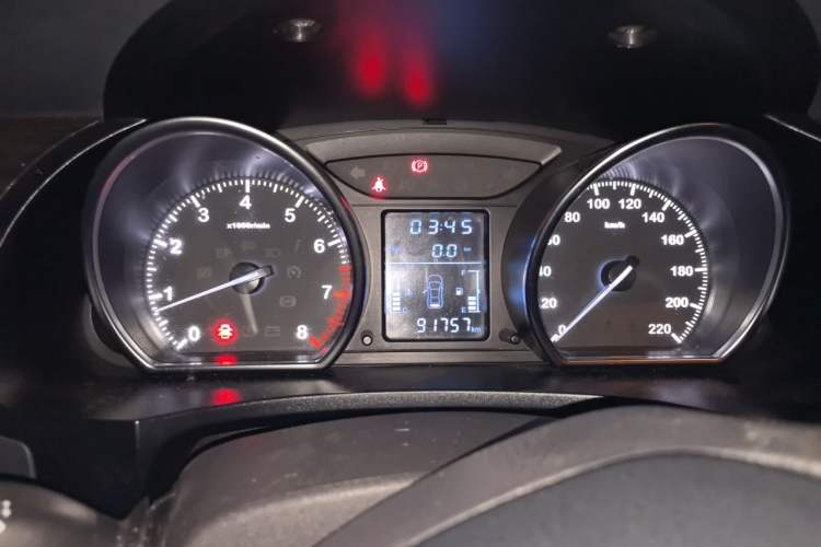 Used Zotye T600 2015 Family Edition 2.0T Manual Luxury Version Instrument Cluster