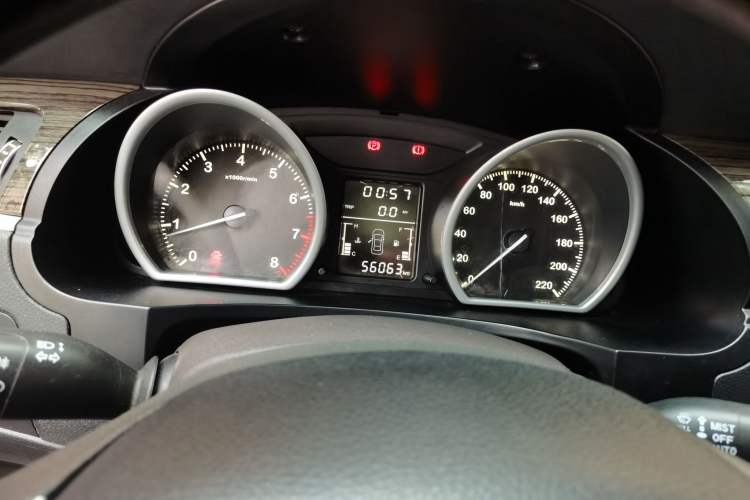 Used Zotye T600 2015 1.5T Manual Luxury Model Instrument Cluster