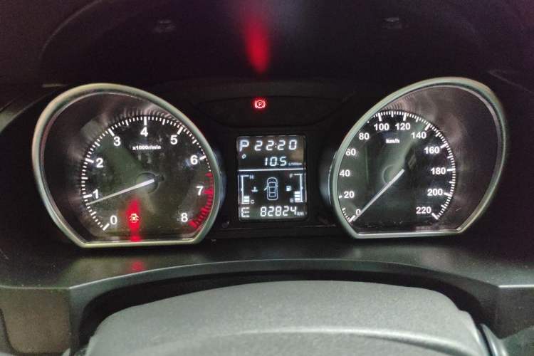 Used Zotye T600 2015 2.0T DCT Luxury Version Instrument Cluster