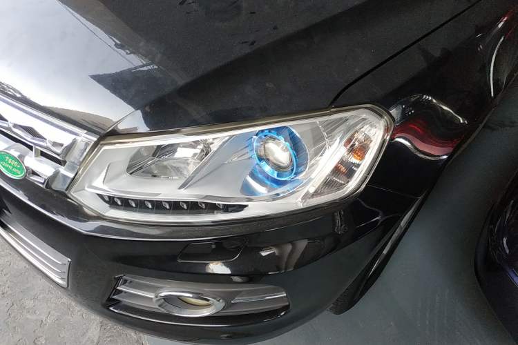 Used Zotye T600 2015 1.5T Manual Elite Model Left Front Headlight