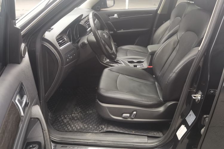 Used Zotye T600 2015 2.0T DCT Prestige Edition Left Front Seat