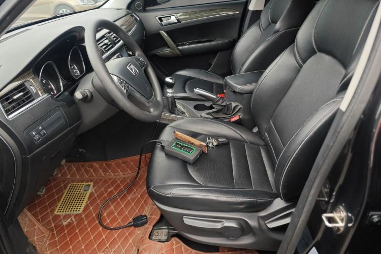 Used Zotye T600 2015 1.5T Manual Luxury Model Left Front Seat