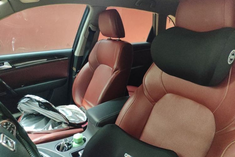 Used Zotye T600 2015 2.0T DCT Luxury Version Left Front Seat