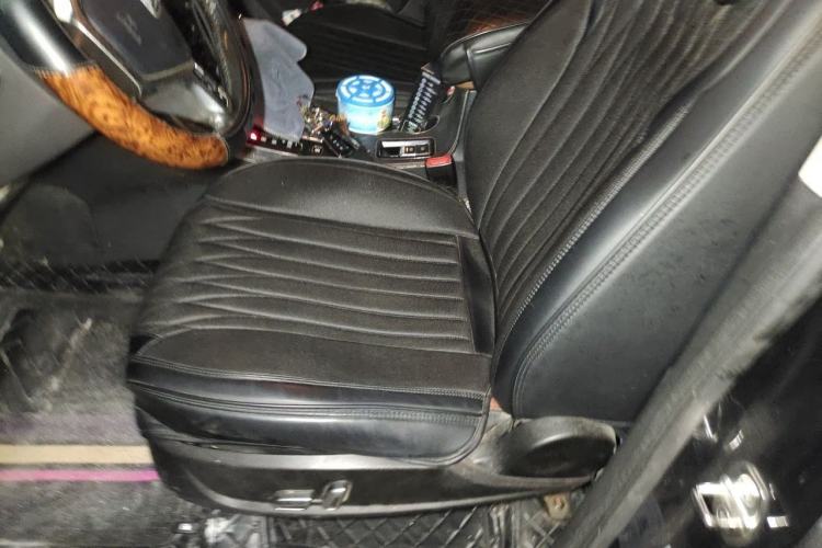 Used Zotye T600 2015 2.0T DCT Prestige Edition Left Front Seat