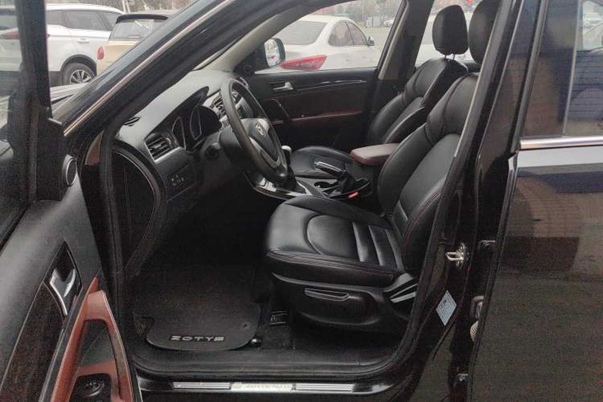 Used Zotye T600 2015 Family Edition 2.0T Manual Elite Version Left Front Seat