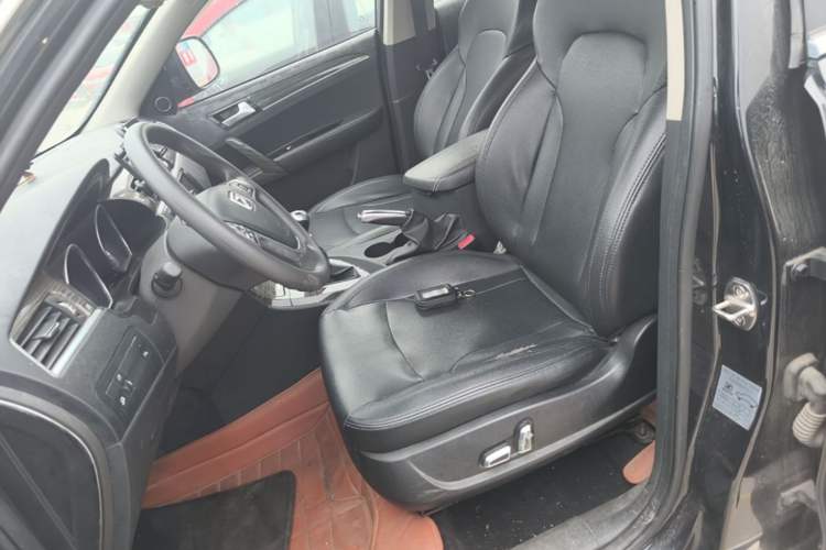 Used Zotye T600 2015 1.5T Manual Luxury Model Left Front Seat