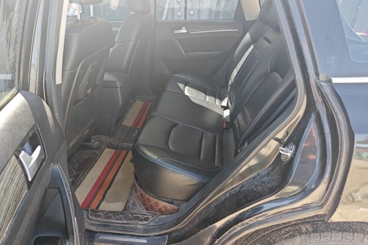 Used Zotye T600 2015 1.5T Manual Luxury Model Left Rear Seat