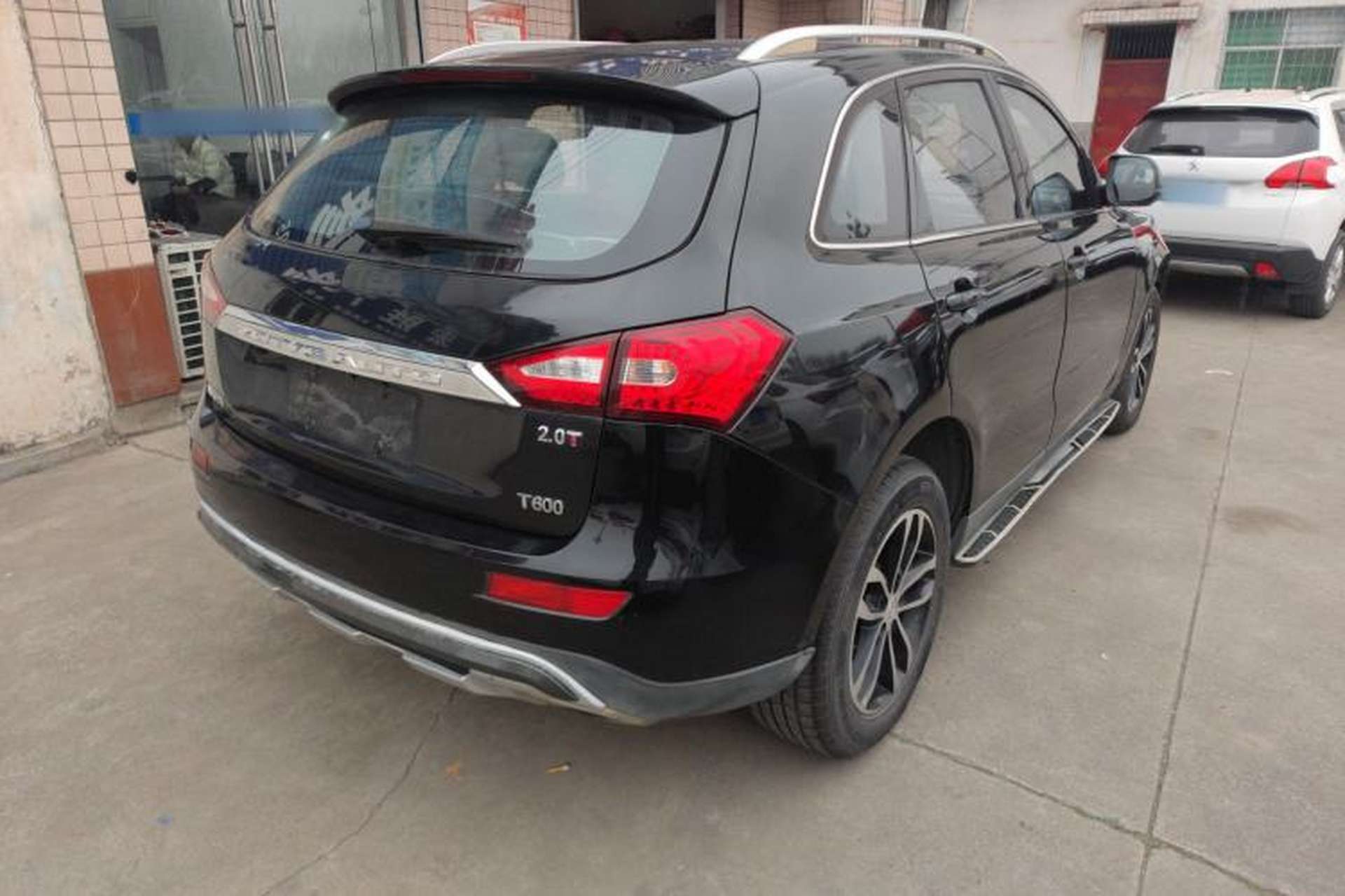 Used Zotye T600 2015 Family Edition 2.0T Manual Elite Version Rear Right 45 Deg