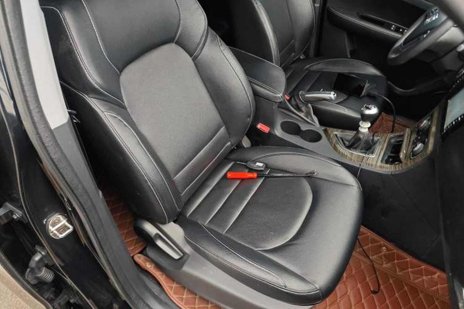Used Zotye T600 2015 1.5T Manual Luxury Model Right Front Seat
