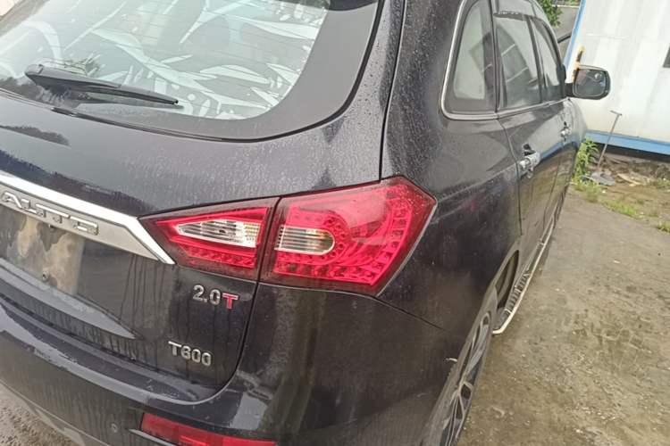 Used Zotye T600 2015 2.0T Manual Luxury Version Right Rear Taillight