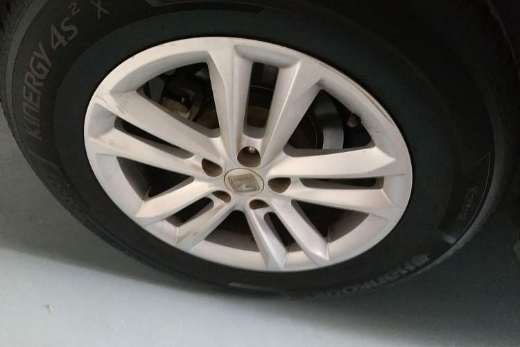 Used Zotye T600 2015 1.5T Manual Elite Model Right Rear Wheel Hub