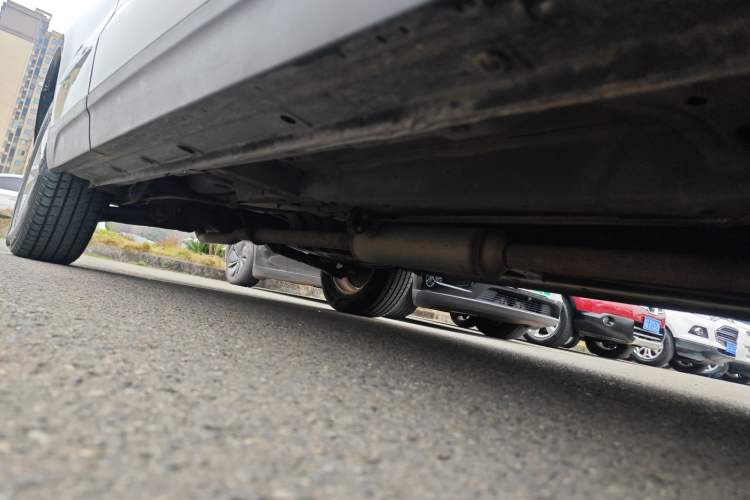 Used Zotye T600 2015 1.5T Manual Luxury Model Right Side Sill