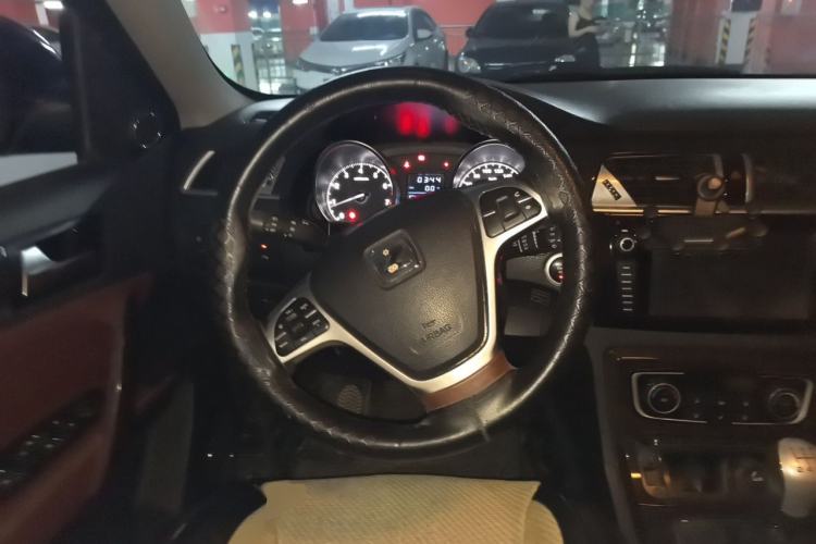 Used Zotye T600 2015 Family Edition 2.0T Manual Luxury Version Steering Wheel
