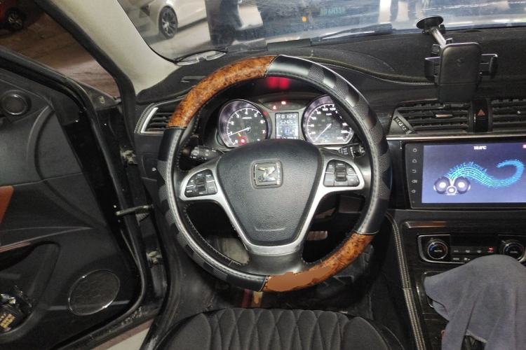 Used Zotye T600 2015 2.0T DCT Prestige Edition Steering Wheel