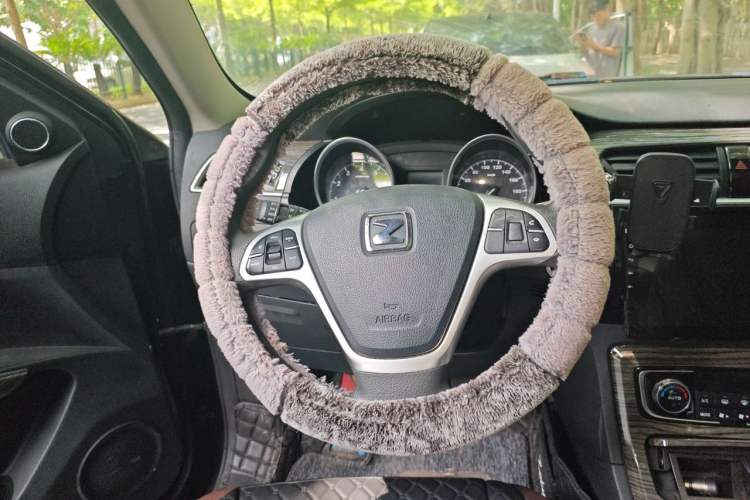 Used Zotye T600 2015 1.5T Manual Flagship Model Steering Wheel