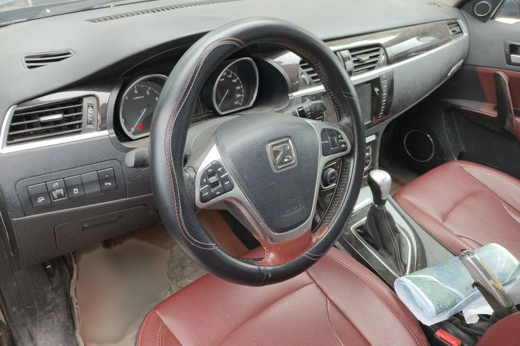 Used Zotye T600 2015 Family Edition 2.0T Manual Luxury Version Steering Wheel