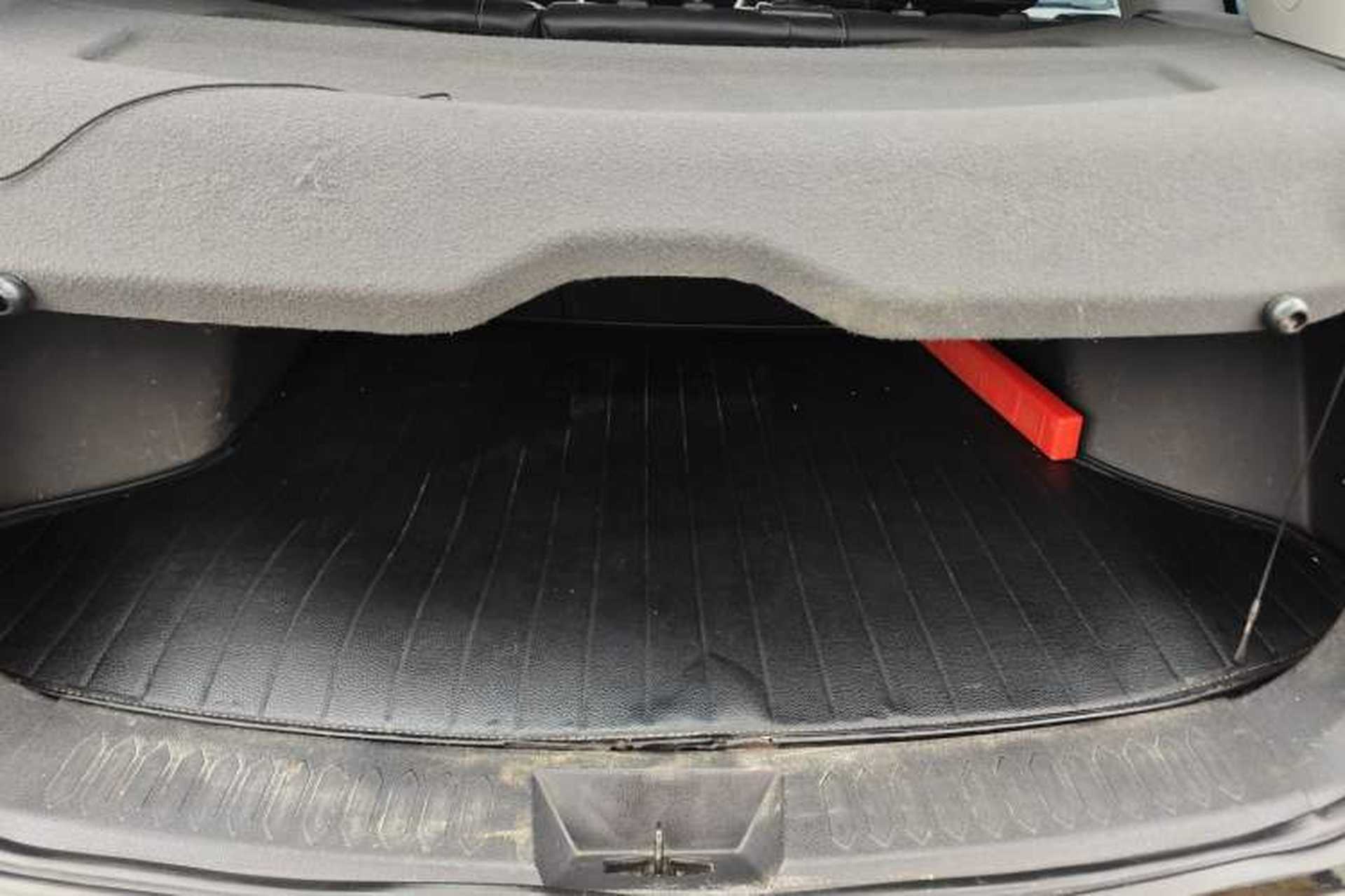 Used Zotye T600 2015 1.5T Manual Luxury Model Trunk