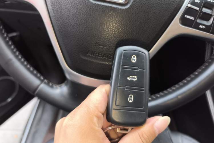 Used Zotye T600 2015 2.0T DCT Prestige Edition Vehicle Key