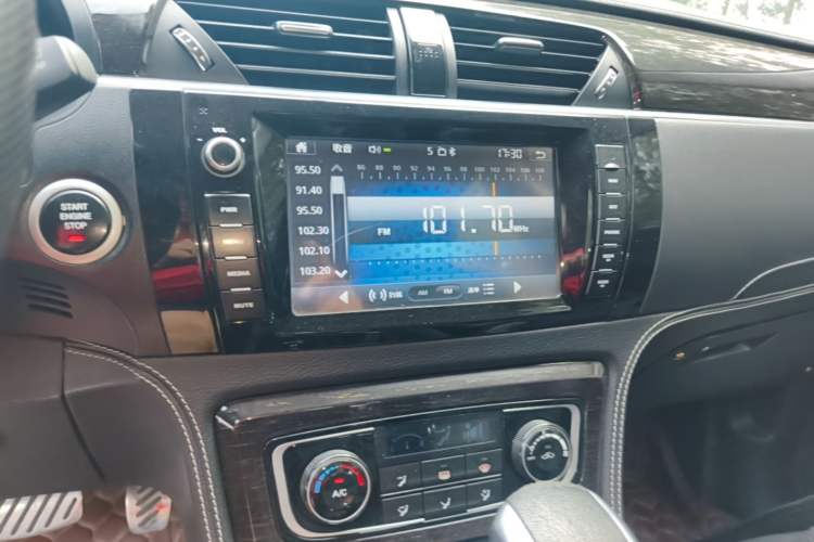 Used Zotye T600 2015 2.0T DCT Luxury Version Audio And AC Panel