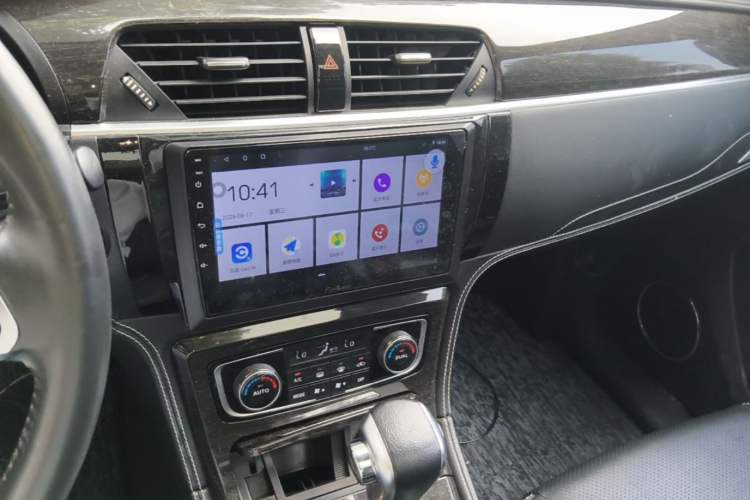 Used Zotye T600 2015 2.0T DCT Prestige Edition Audio And AC Panel
