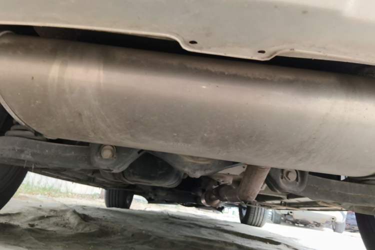 Used Zotye T600 2015 2.0T DCT Prestige Edition Chassis Rear