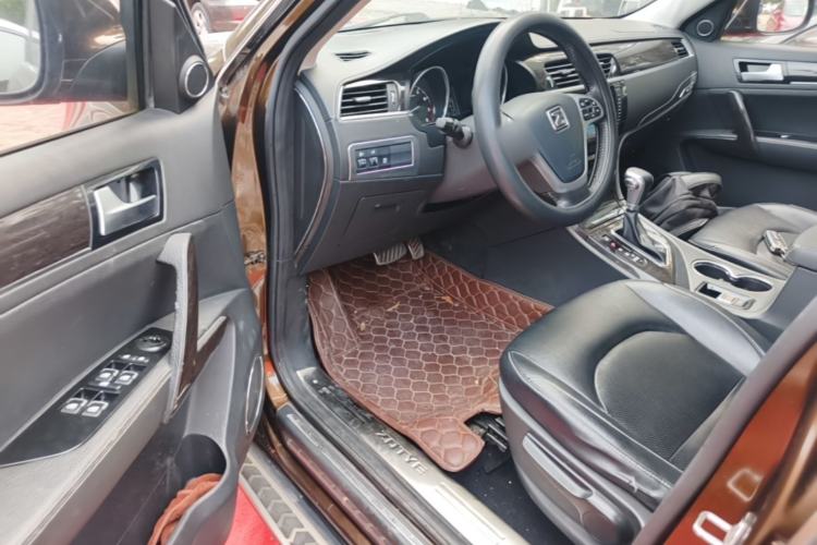 Used Zotye T600 2015 2.0T DCT Luxury Version Driver Seat