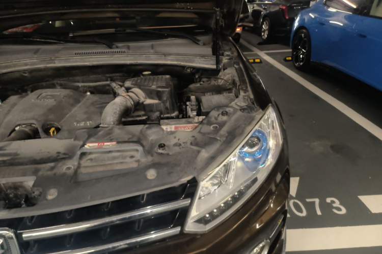 Used Zotye T600 2015 1.5T Manual Luxury Model Engine Bay Left