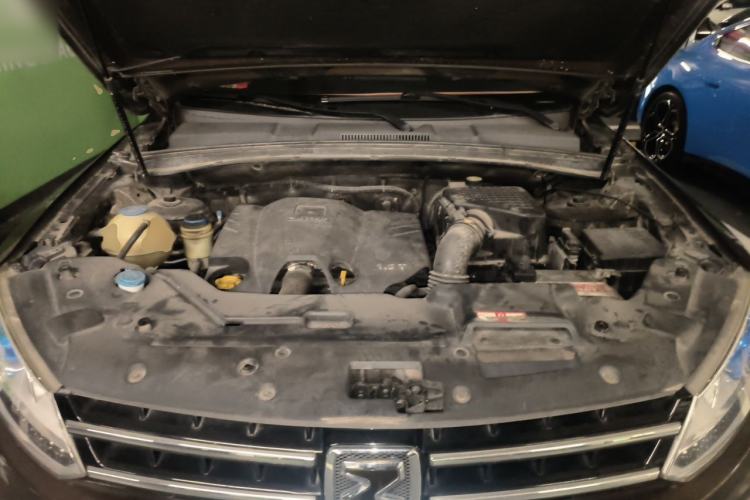 Used Zotye T600 2015 1.5T Manual Luxury Model Engine Bay
