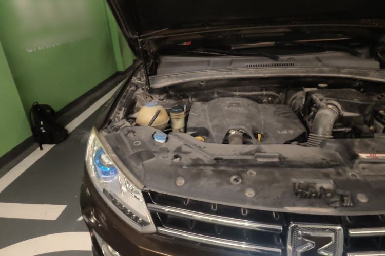 Used Zotye T600 2015 1.5T Manual Luxury Model Engine Bay Right