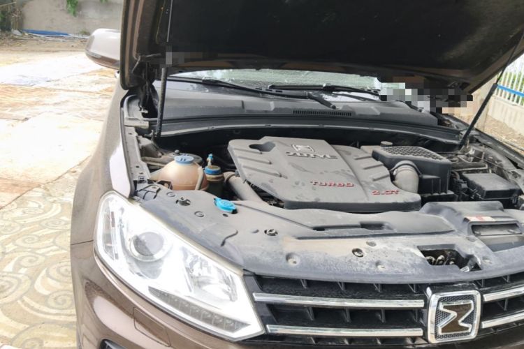 Used Zotye T600 2015 2.0T DCT Prestige Edition Engine Bay Right