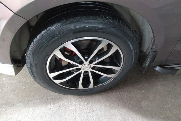 Used Zotye T600 2015 2.0T DCT Prestige Edition Exterior 4