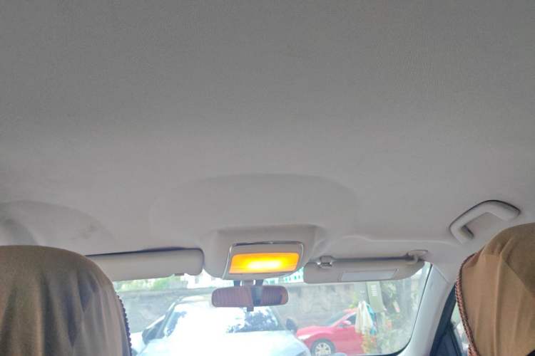 Used Zotye T600 2015 1.5T Manual Elite Model Headliner