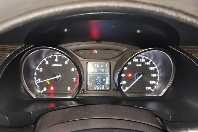 Used Zotye T600 2015 1.5T Manual Luxury Model Instrument Cluster