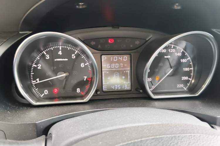 Used Zotye T600 2015 2.0T DCT Prestige Edition Instrument Cluster