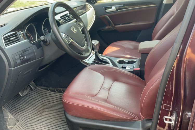 Used Zotye T600 2015 2.0T DCT Prestige Edition Interior 1