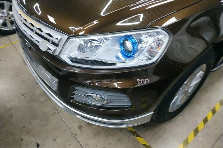Used Zotye T600 2015 1.5T Manual Luxury Model Left Front Headlight